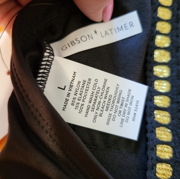 NWT Gibson latimer Europe black 1pc swim  large trim in gold - Picture 3 of 16